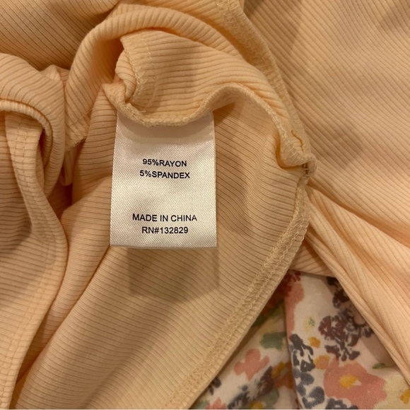 More to Come Serena Twist Front Top - Picture 7 of 8